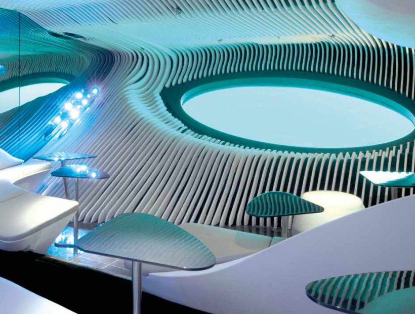 Die Blue Eye Lounge an Bord der Ponant Explorers