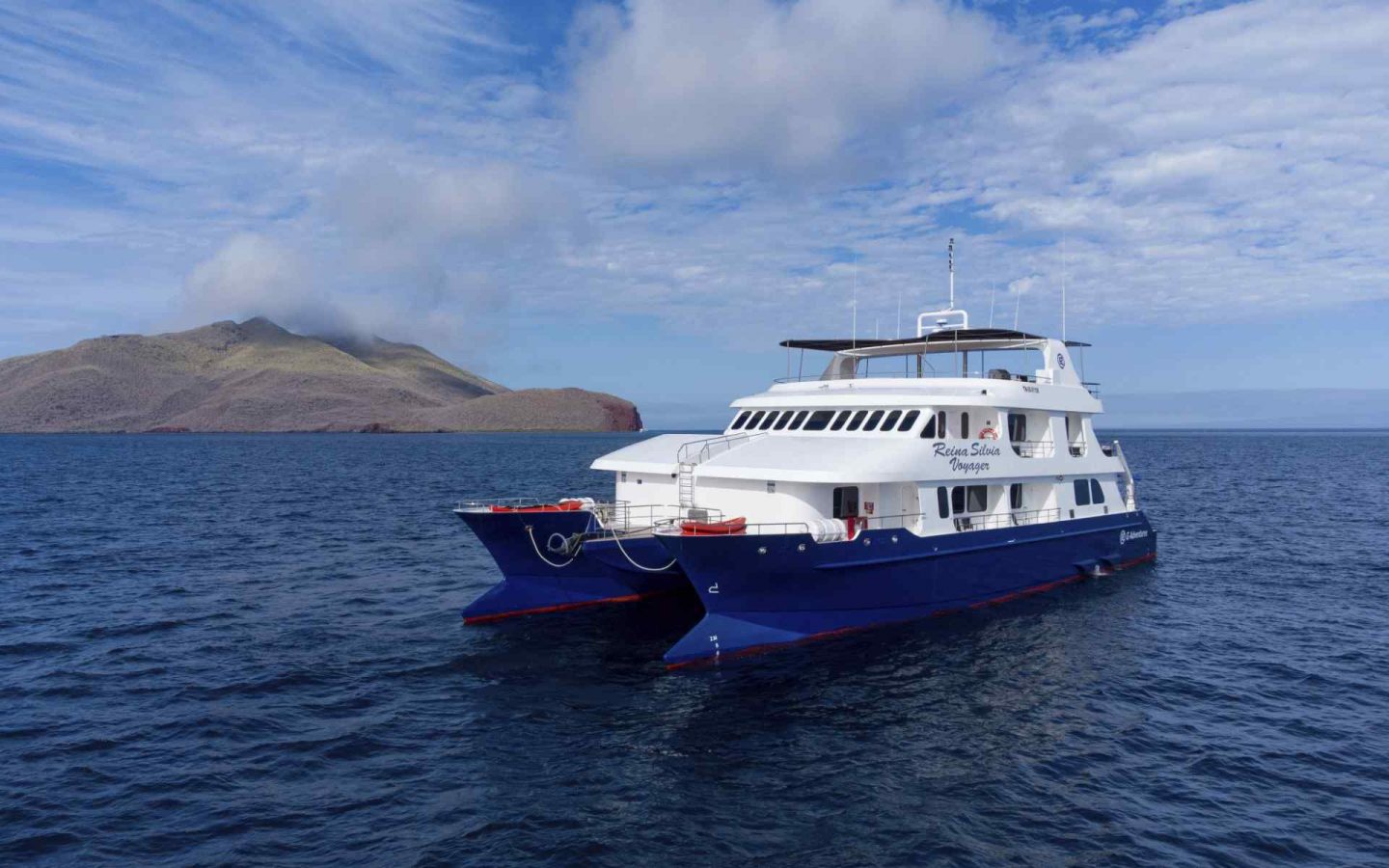 Reina Silvia Voyager