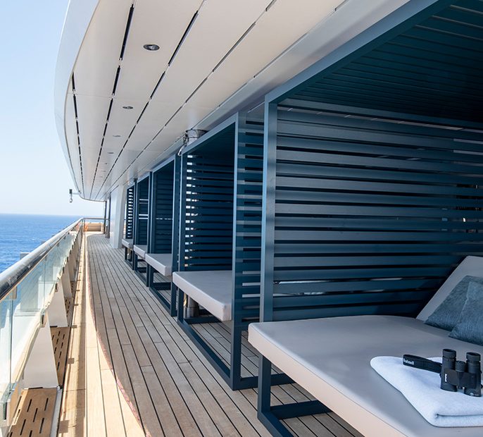 Cabana auf Deck 10 der Scenic Eclipse II mit Meerblick