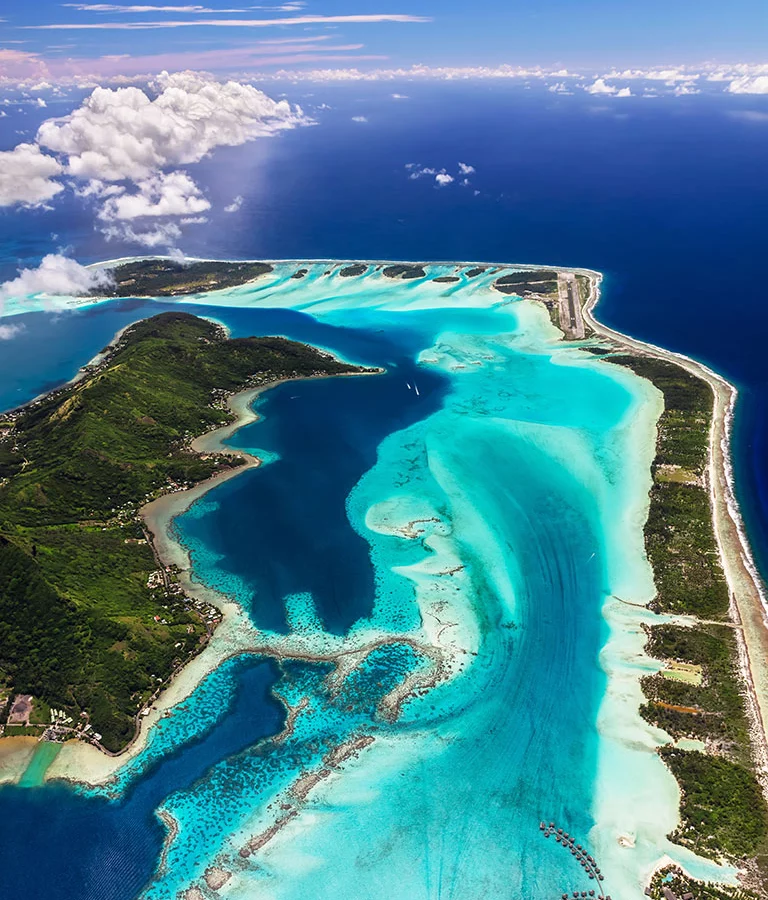 Bora-Bora in Französisch Polynesien aus der Luft